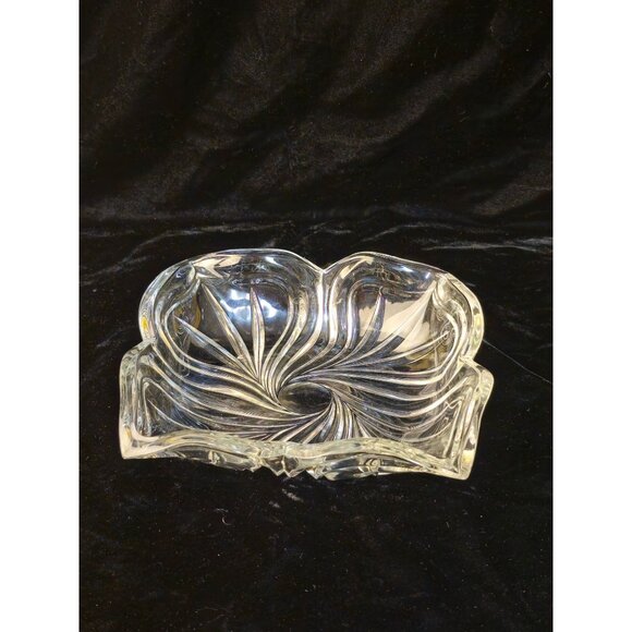 Mikasa "Spring Flair" or "Flores" Pattern Crystal Serving Dish - Picture 1 of 6